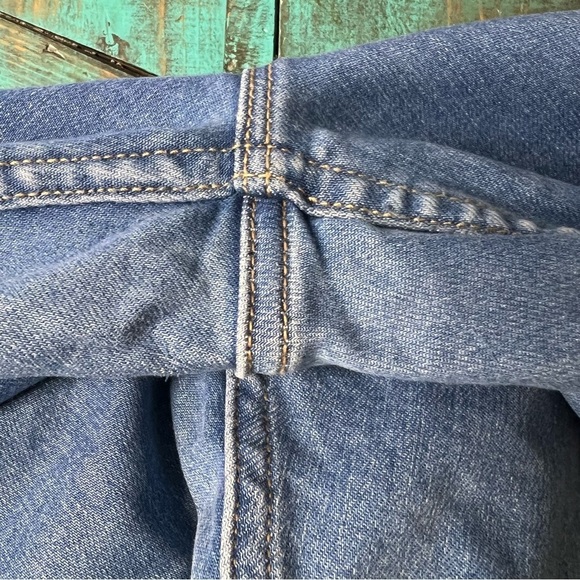 Old Navy Extra High Rise Rockstar Super Skinny Jeans Raw Hem Size 16 - Picture 5 of 10